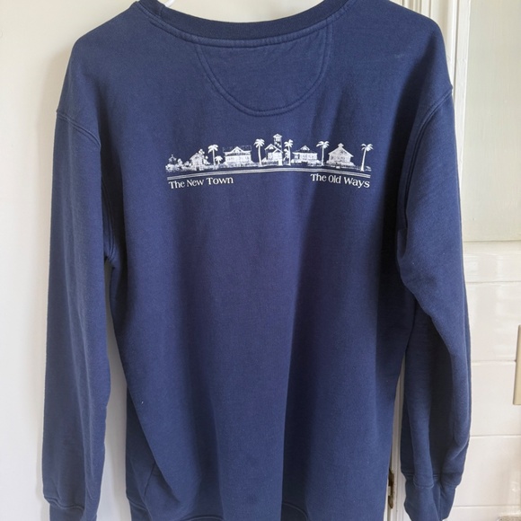 Seaside Style Unisex Crewneck - Picture 3 of 4